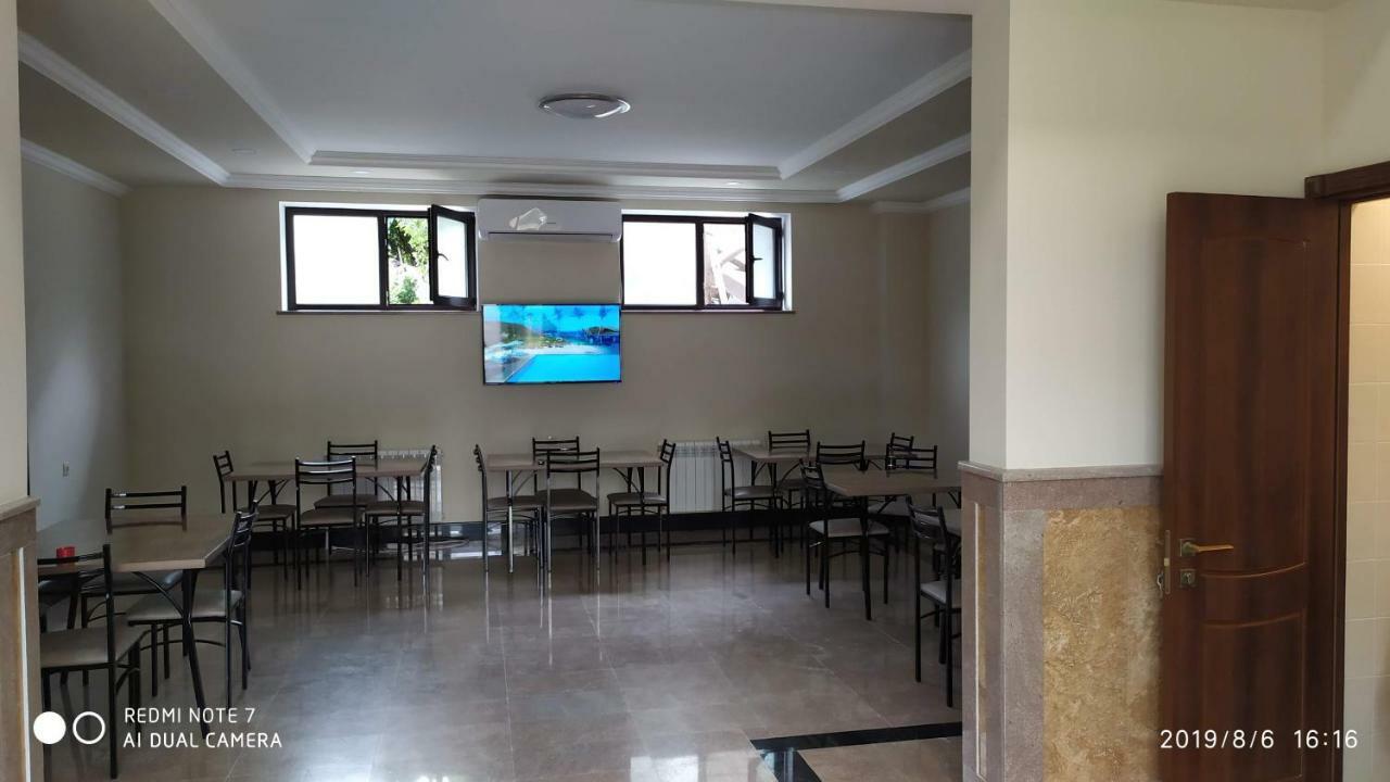 Asour Hotel Ґоріс Екстер'єр фото