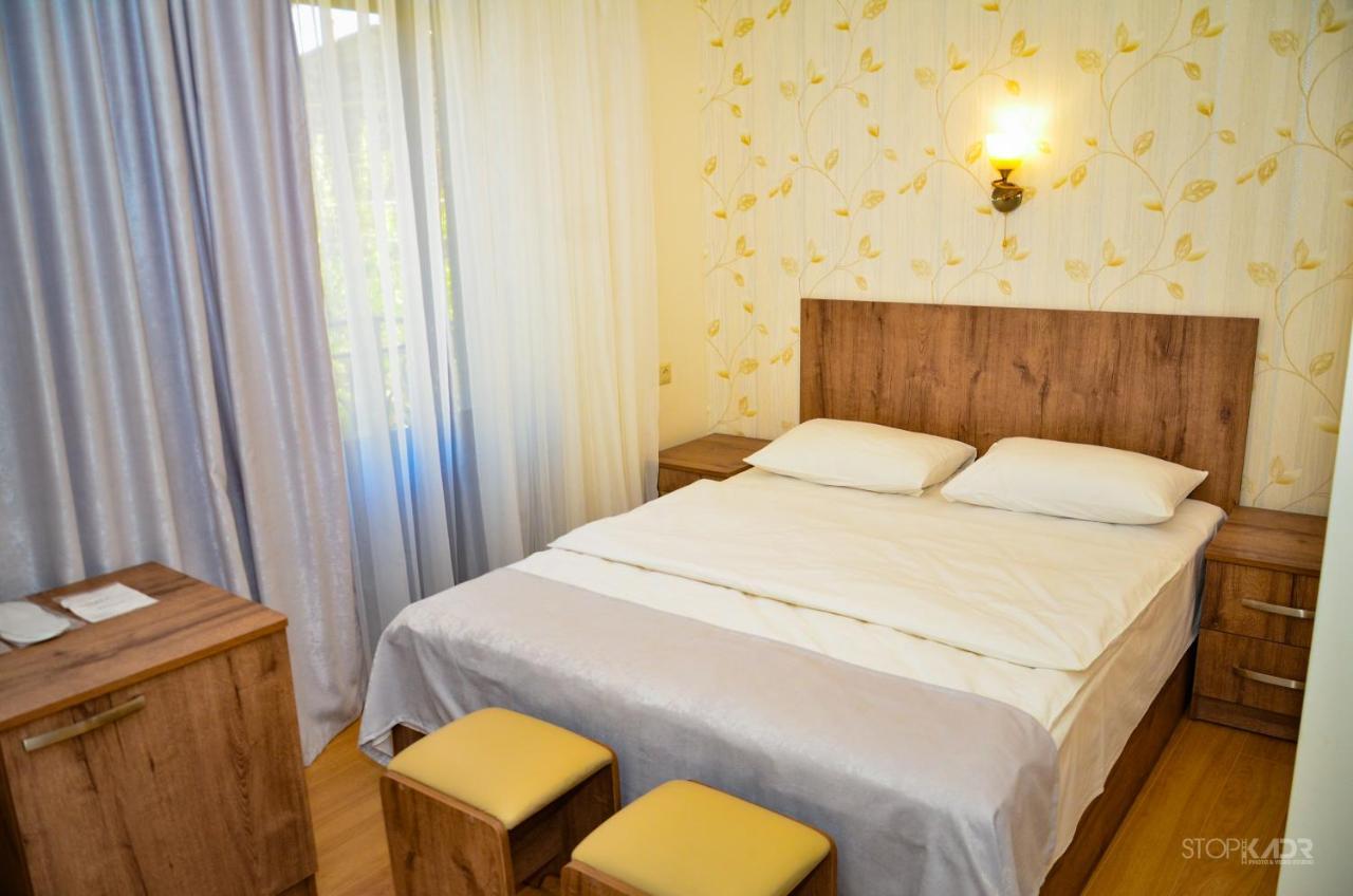 Asour Hotel Ґоріс Екстер'єр фото